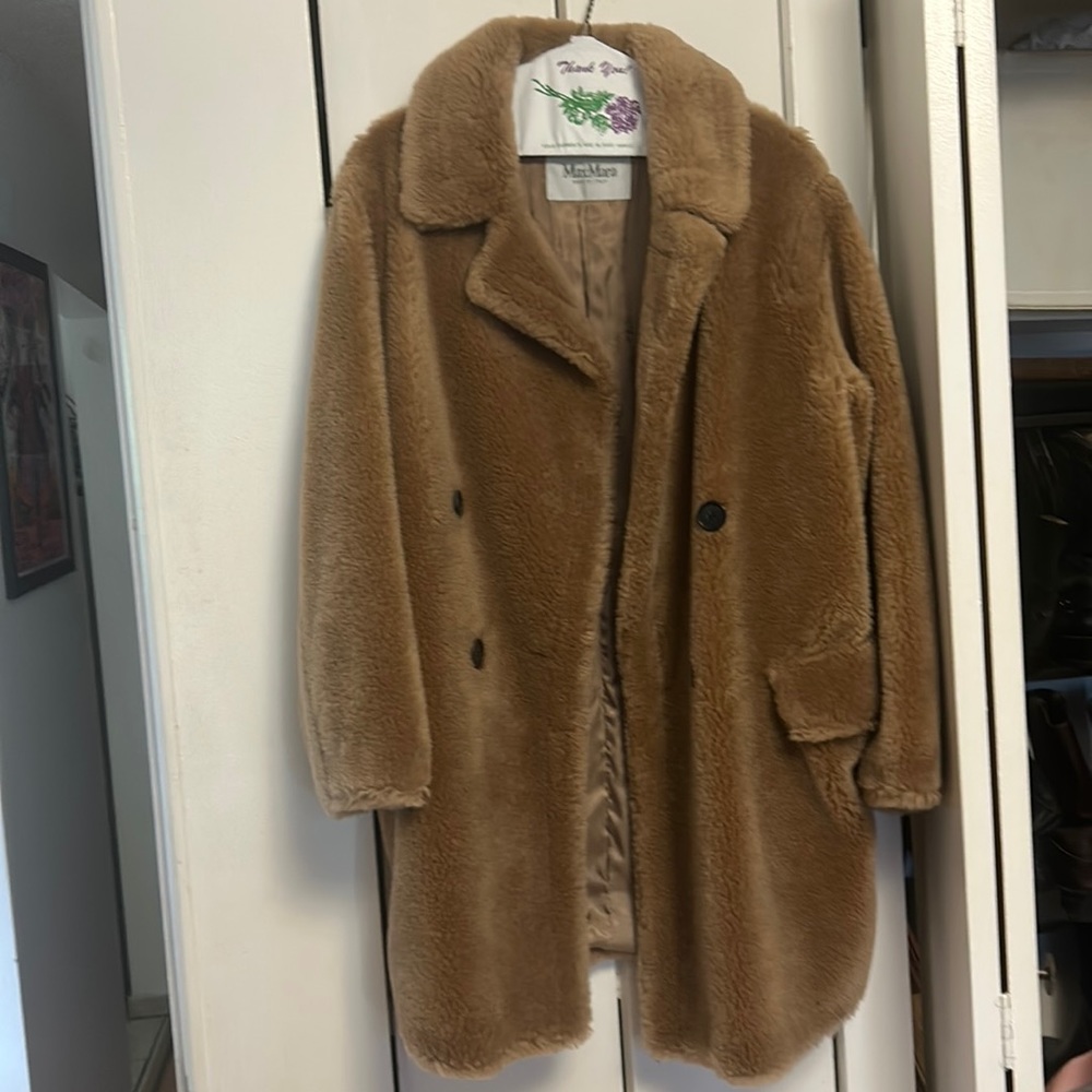 MaxMara wool and cashmere teddy bear coat 🧸